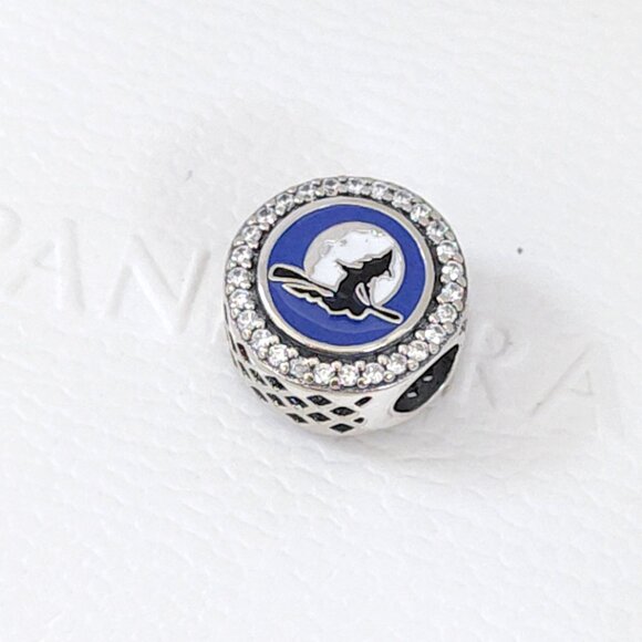 Pandora Salem Massachusetts Exclusive Bewitched Samantha Broomstick Riding Logo - Picture 3 of 6
